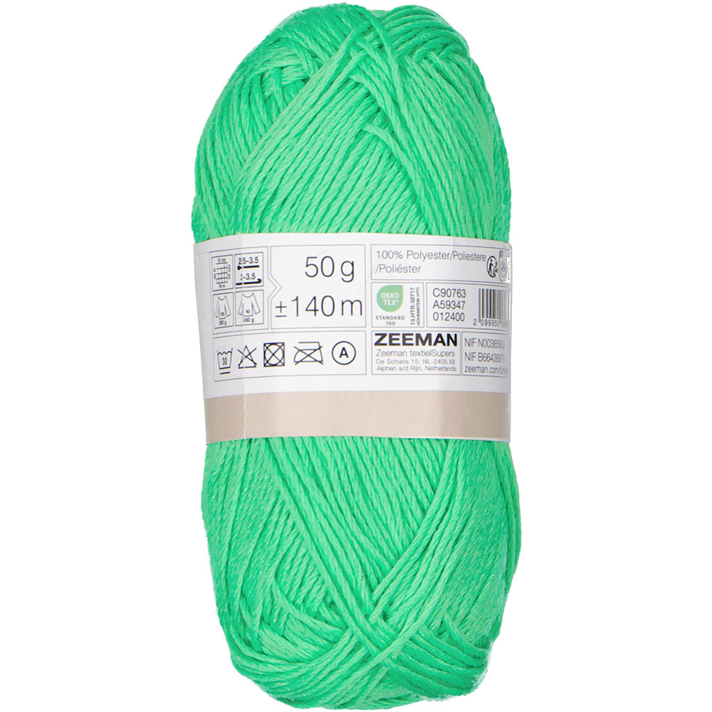23589-amy-fil-crocheter-vert-1.jpg