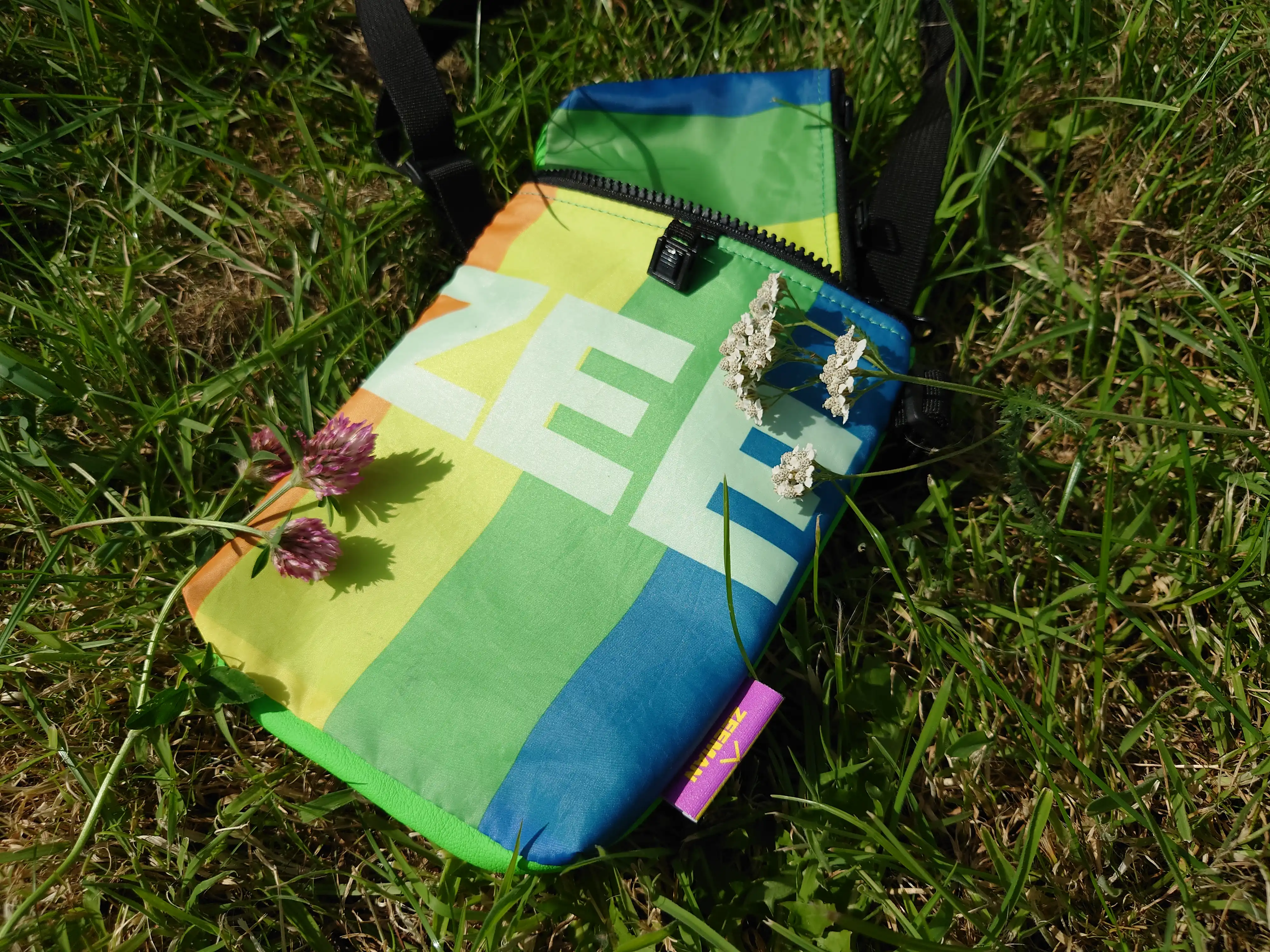 24325-sac-bandouli-re-vert-1.jpg