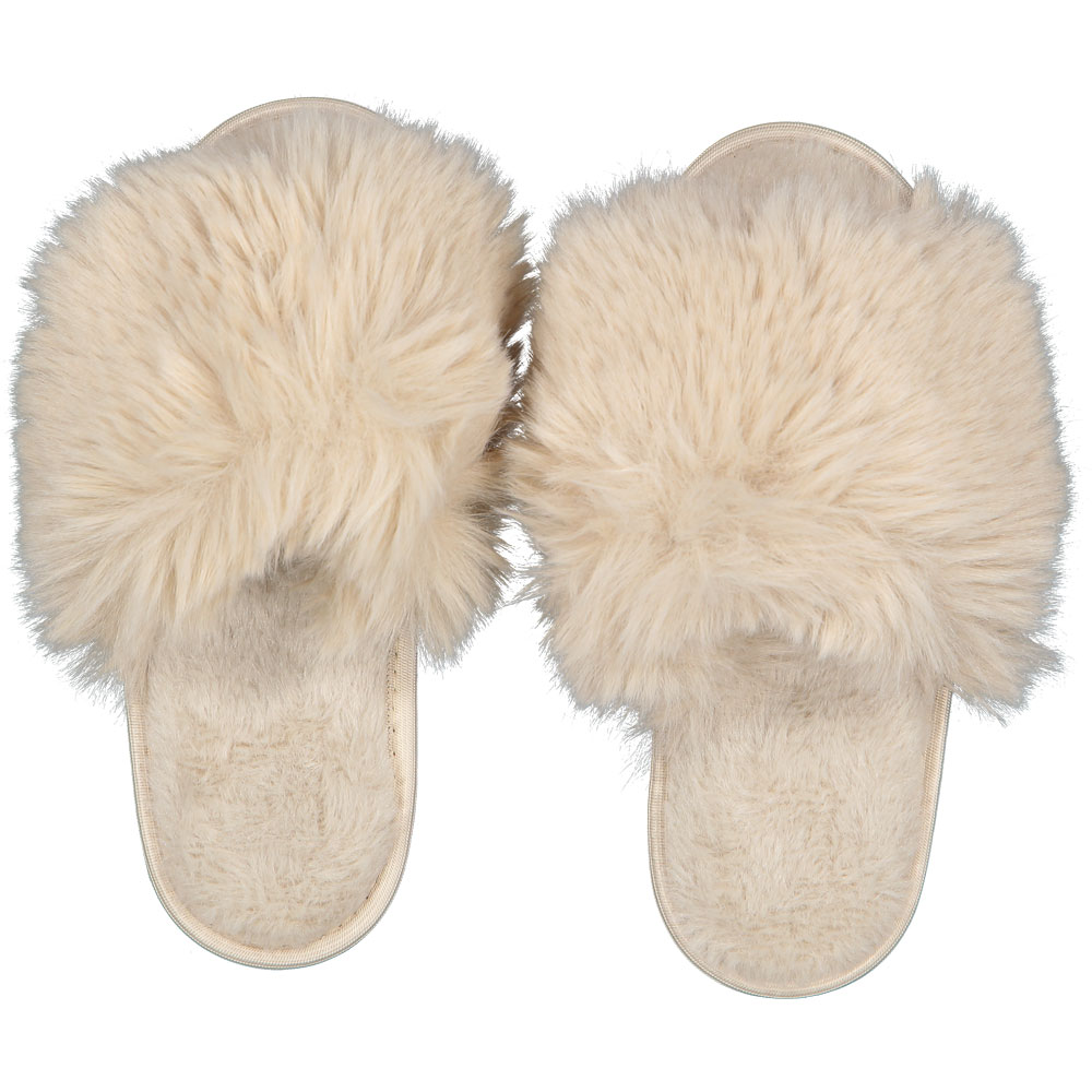 41152-chaussons-blanc-1.jpg
