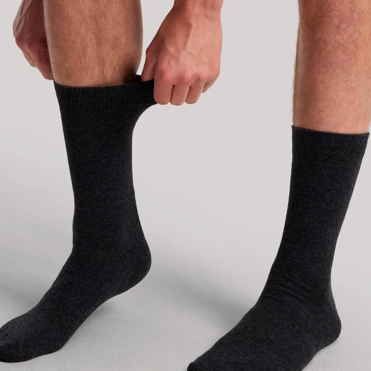 6399-chaussettes-gris-1.webp